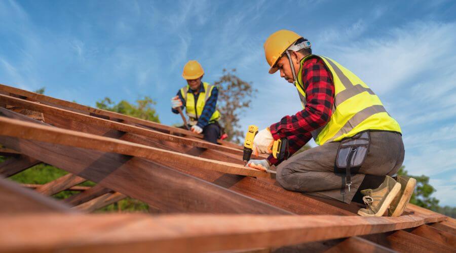 Professional Flat Roofing Installation services in Gillett Grove, IA
